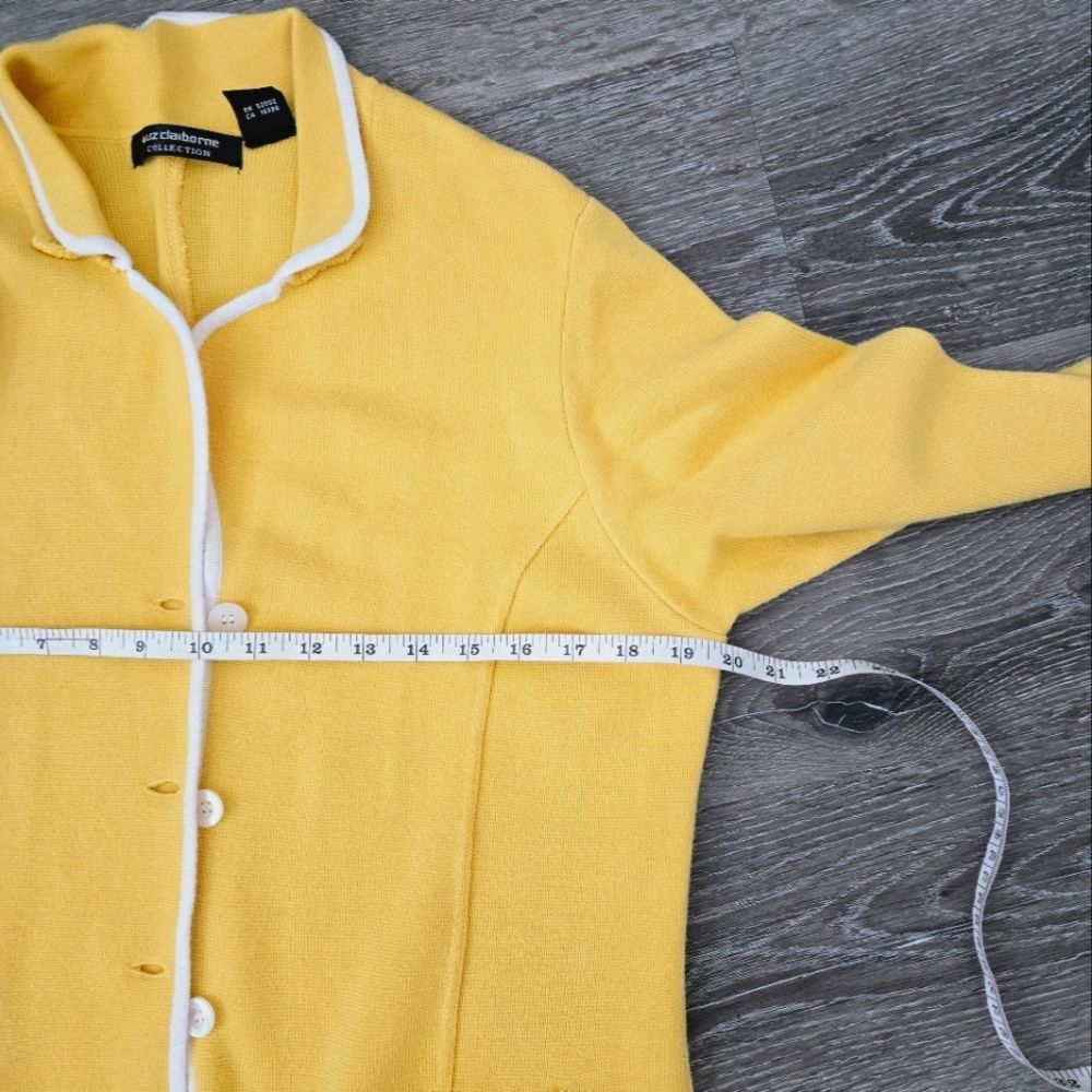 Vintage 90s Knit yellow collared cardigan - Picture 7 of 10